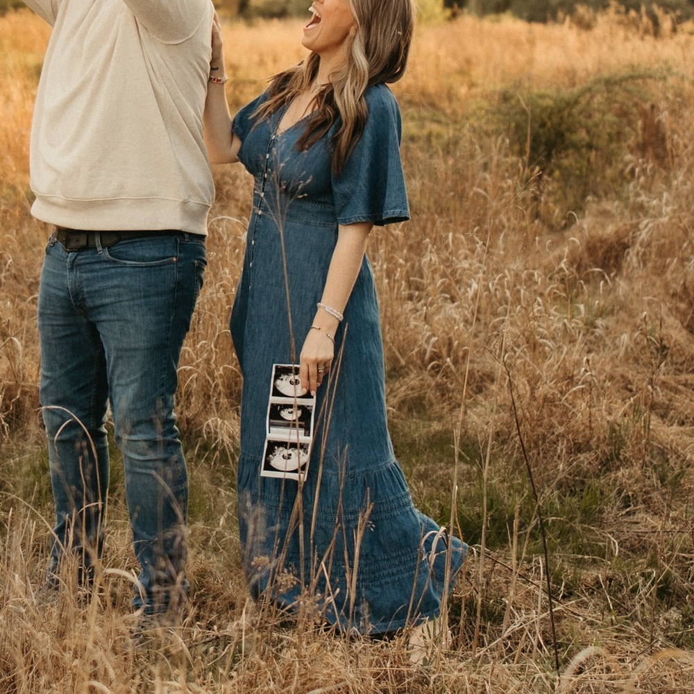 GAP Denim Flutter Sleeve Tiered Maxi Dress - Picture 4 of 7